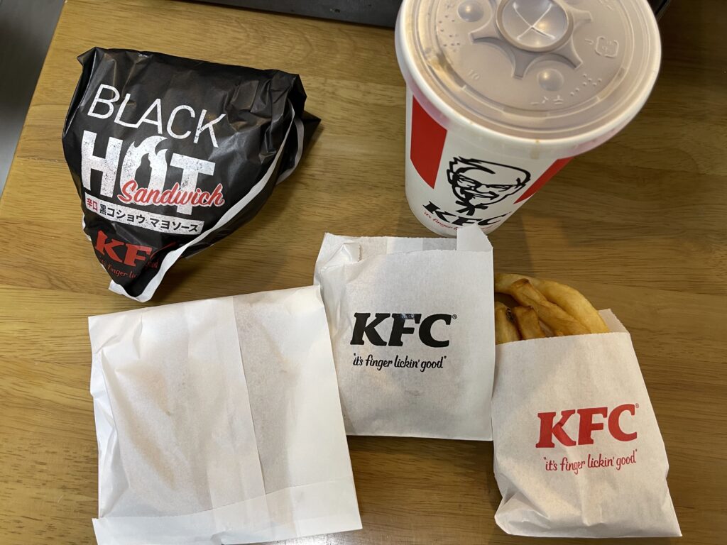 KFCブラックボックスサンド