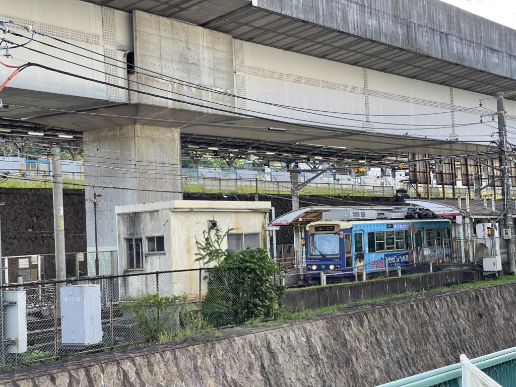 荒川線王子駅