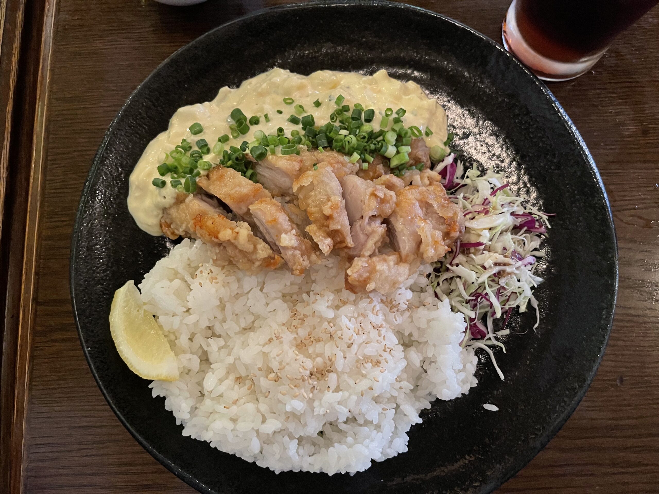 中評価 第一パン サラダチキンパン シーザーサラダ風味 袋1個のクチコミ 評価 カロリー情報 もぐナビ