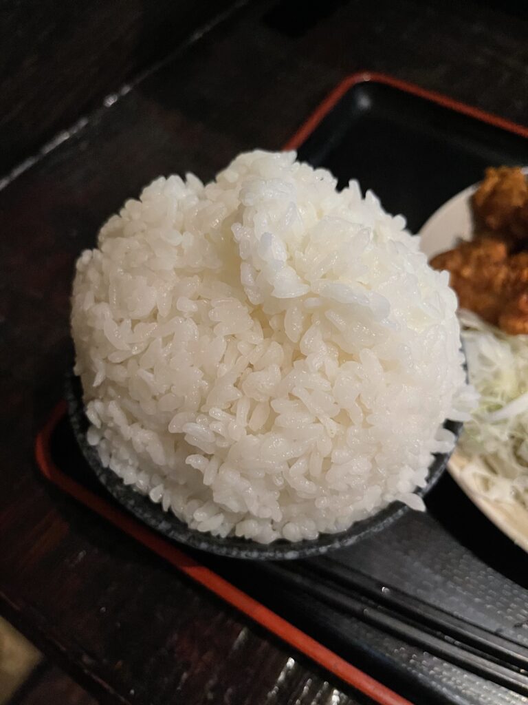 爆盛りご飯