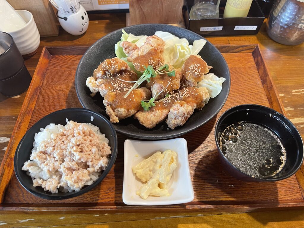 美味だれからあげ定食大・そぼろご飯変更