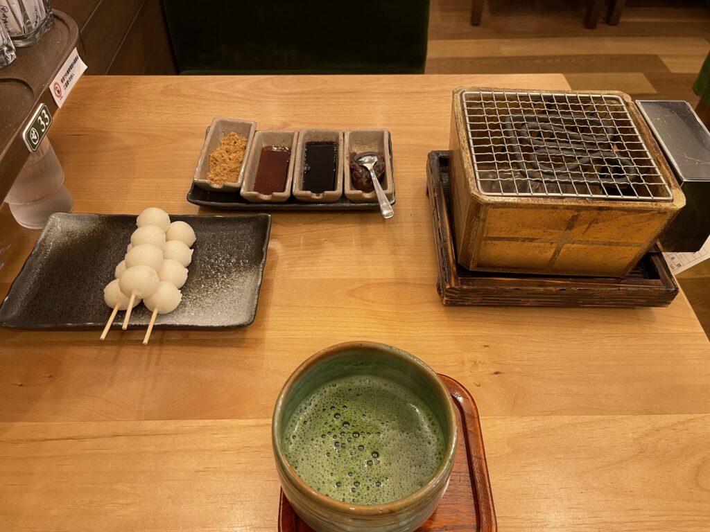 お抹茶とお団子