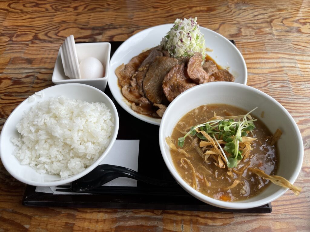 本気のしょうが焼き定食