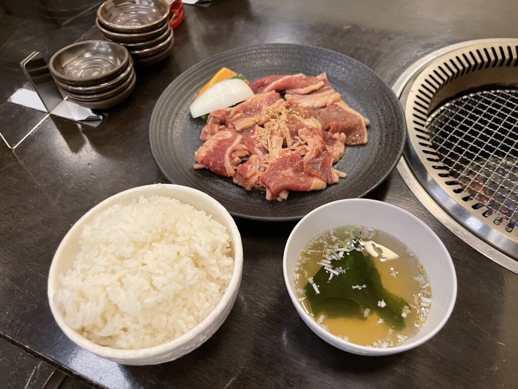 大盛カルビランチ