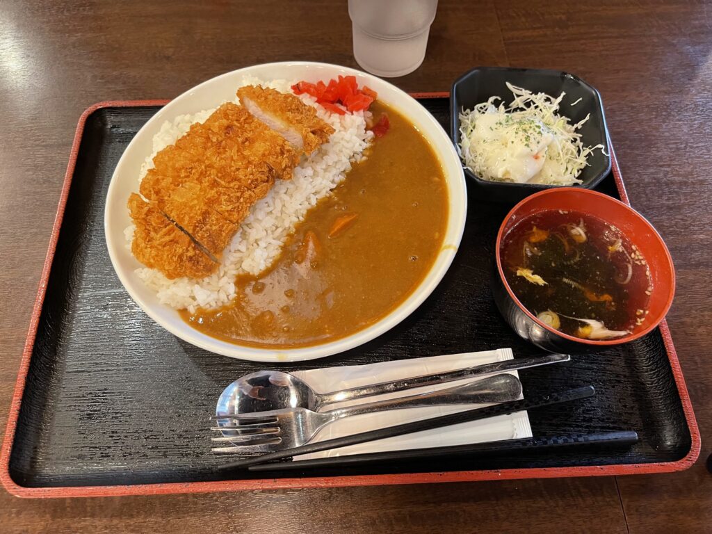 酒場のカツカレー