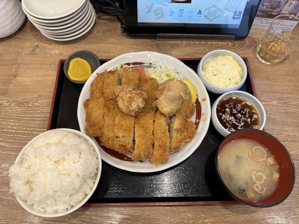 チキンチキン定食（上から）