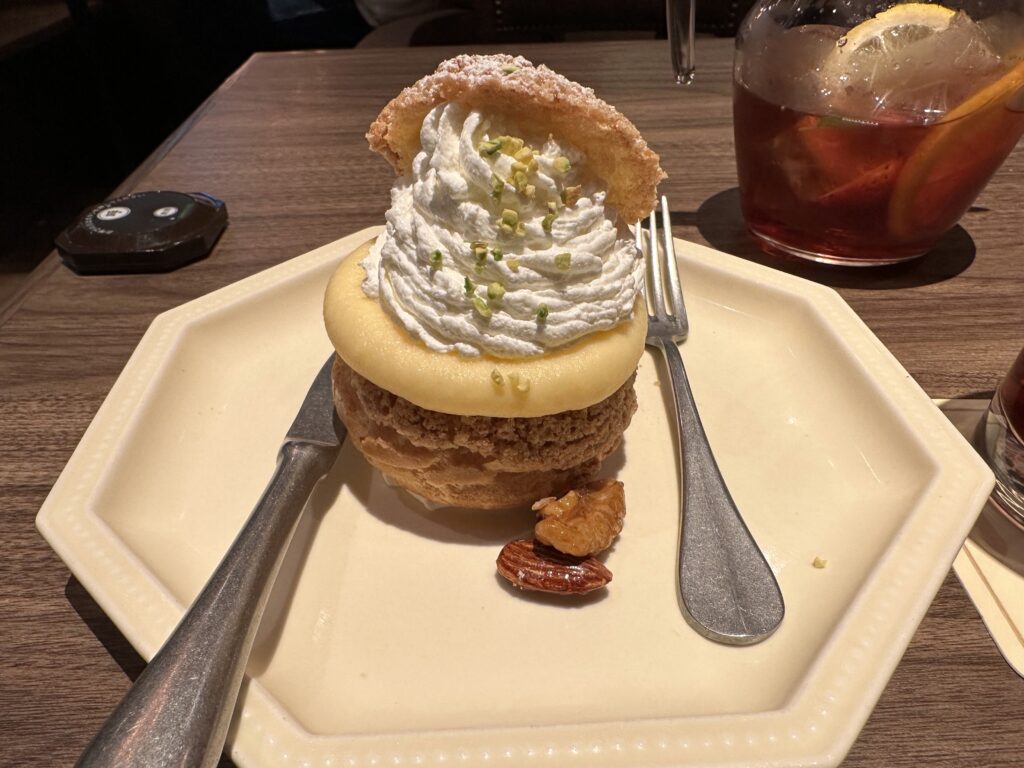 シュークリーム