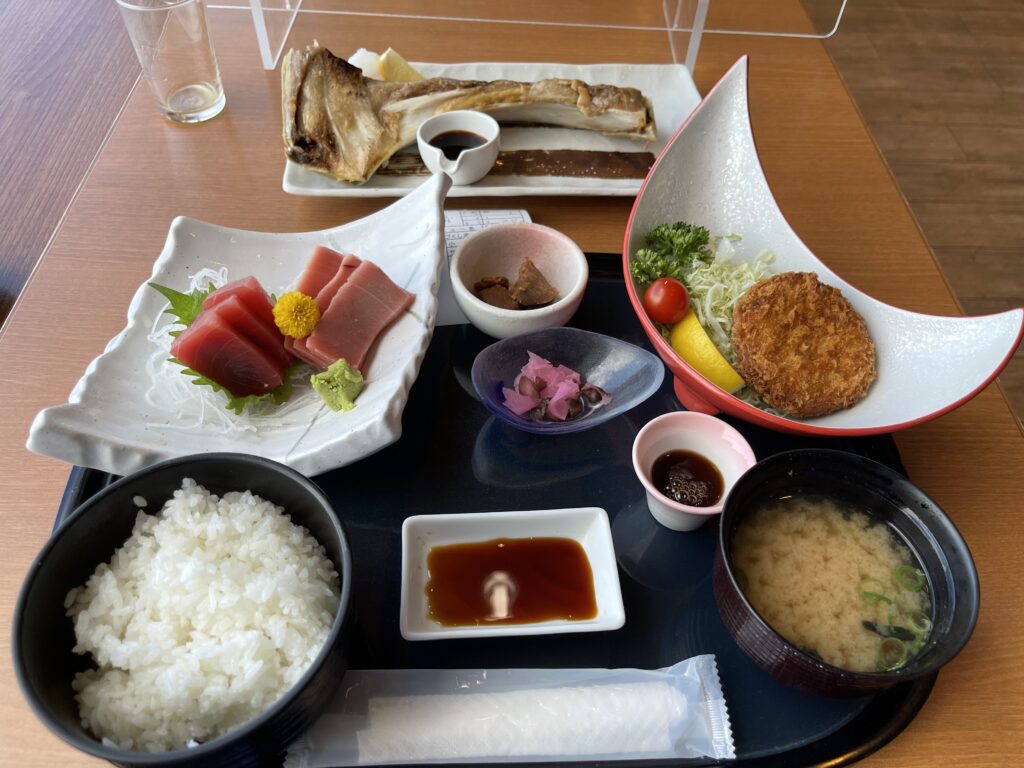 三崎マグロ定食