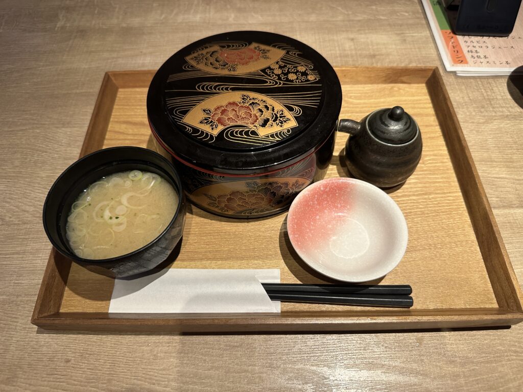 海鮮丼