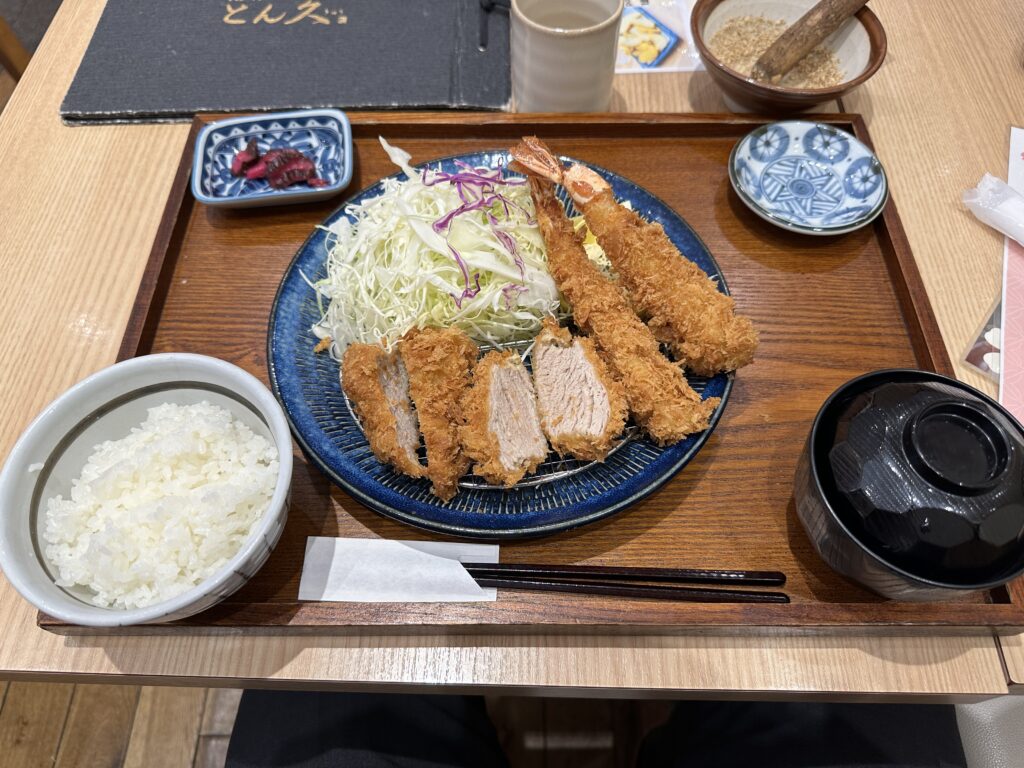 上ひれかつと海老フライ定食