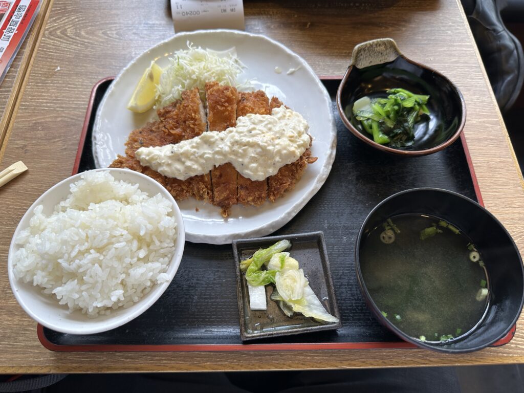 チキンカツ定食