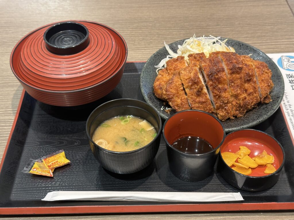 Wかつ定食