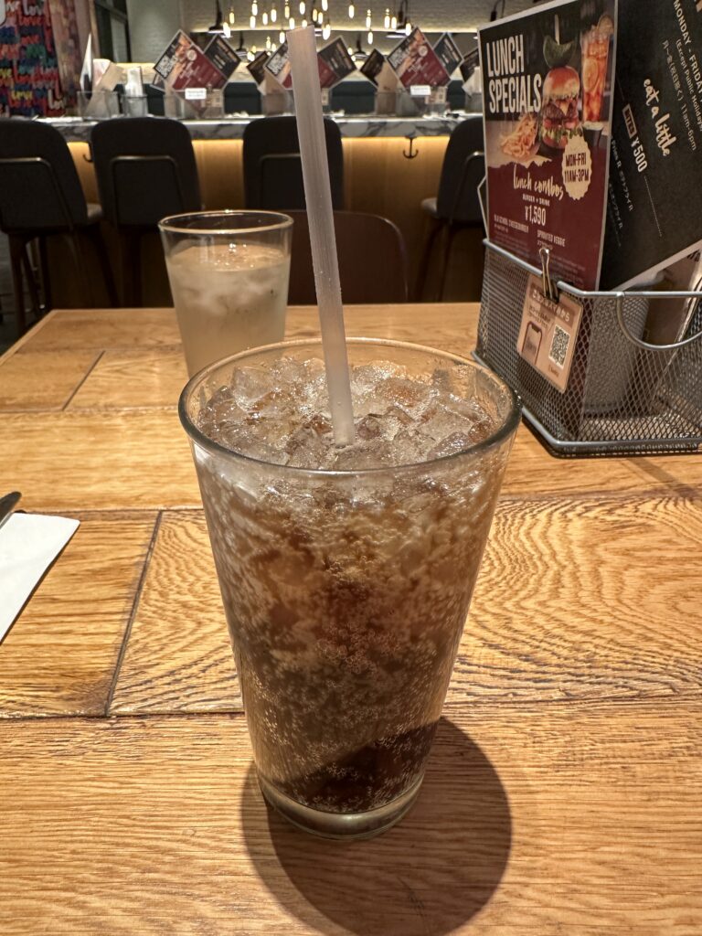 コーラ