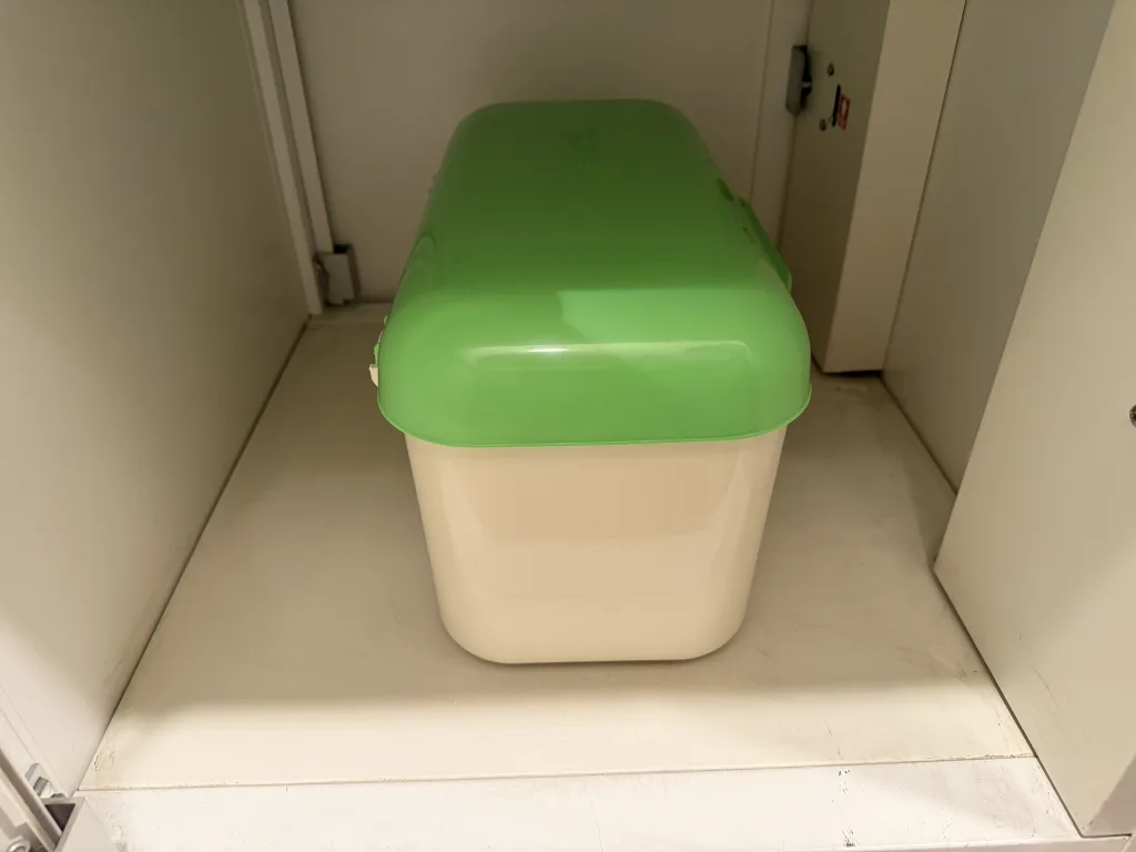 宅配ケース