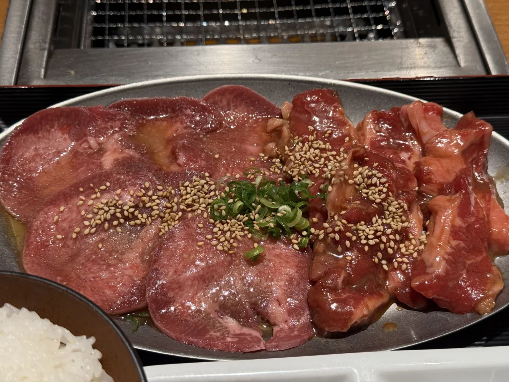 牛タンとカルビ