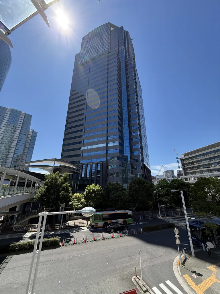 美食米門の入っているビル