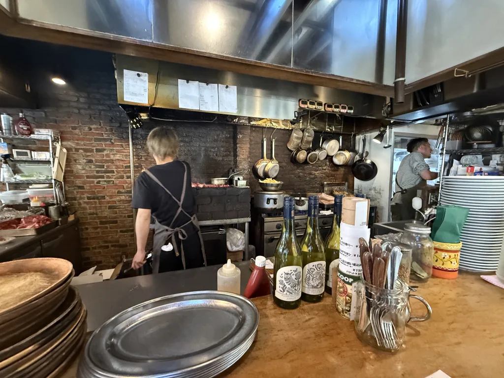 森のブッチャーズのカウンター席