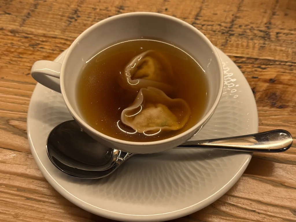 最上鴨のコンソメスープ