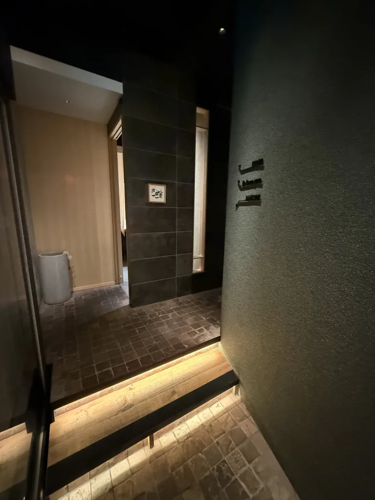 最上鴨の地下通路