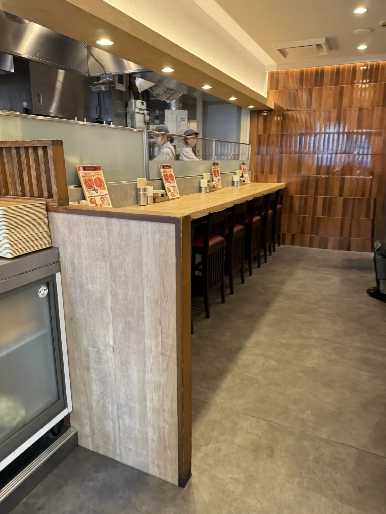 たれとんの店内