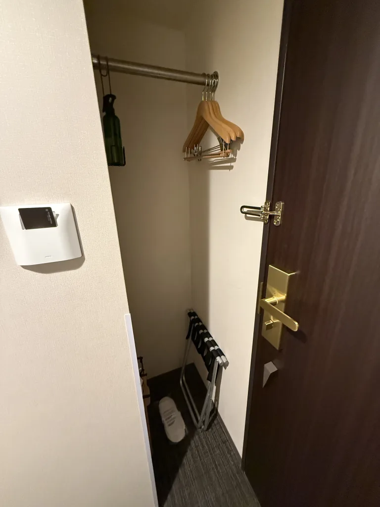 ココネ浅草のハンガー