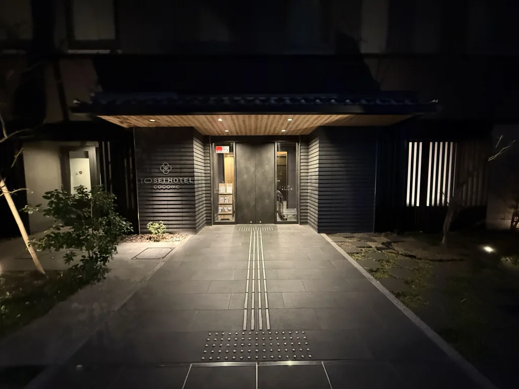 ココネ浅草の入口