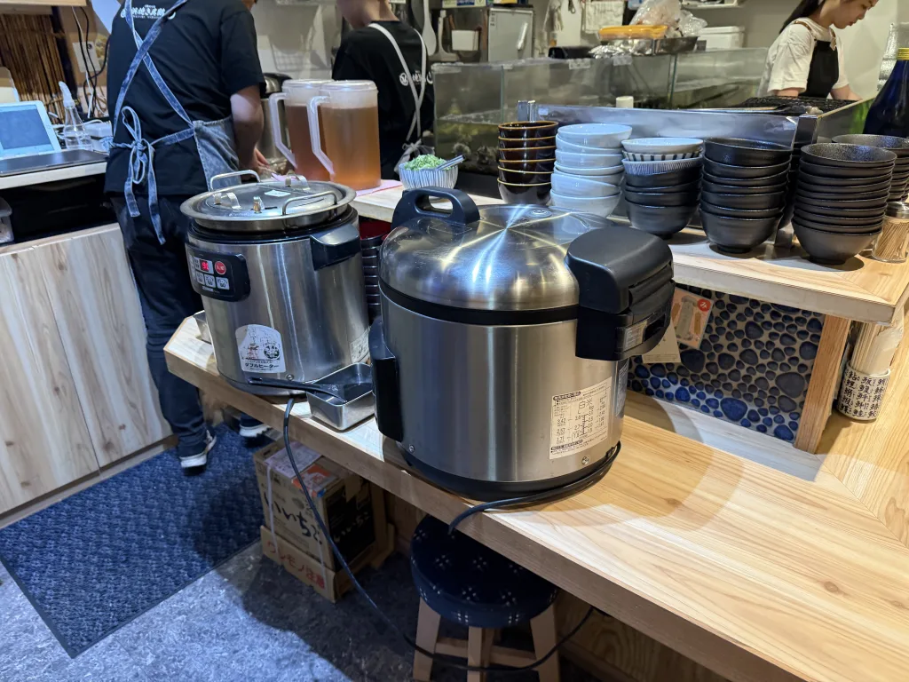 ご飯と味噌汁