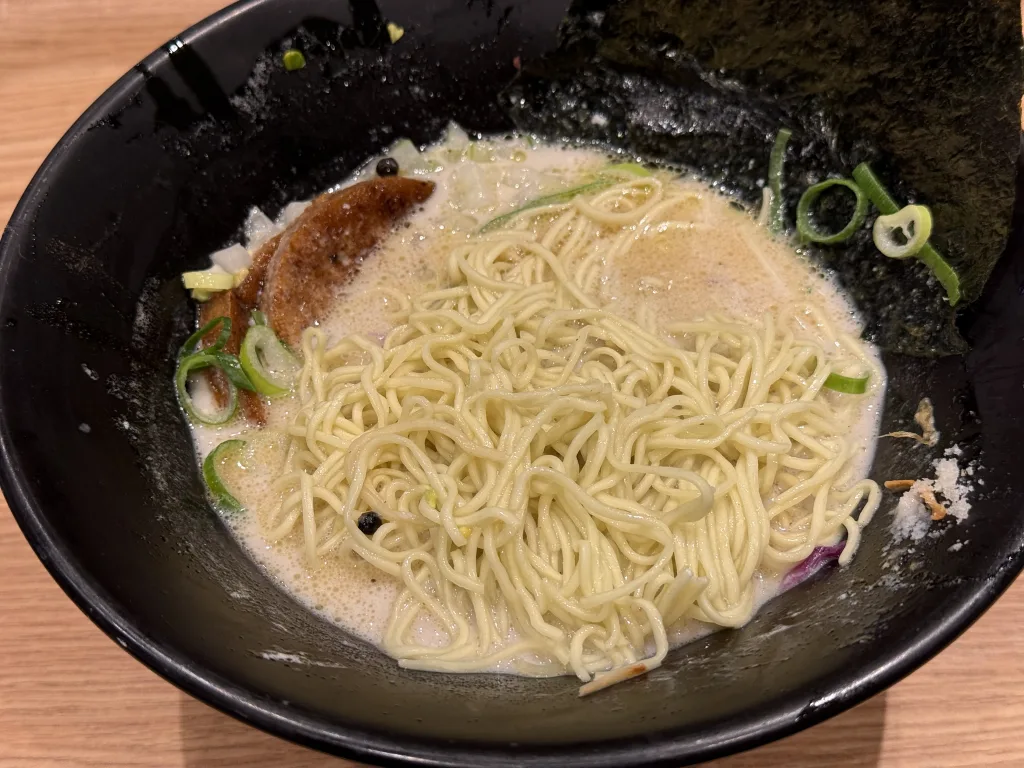 ミラとんに博多細麺投入