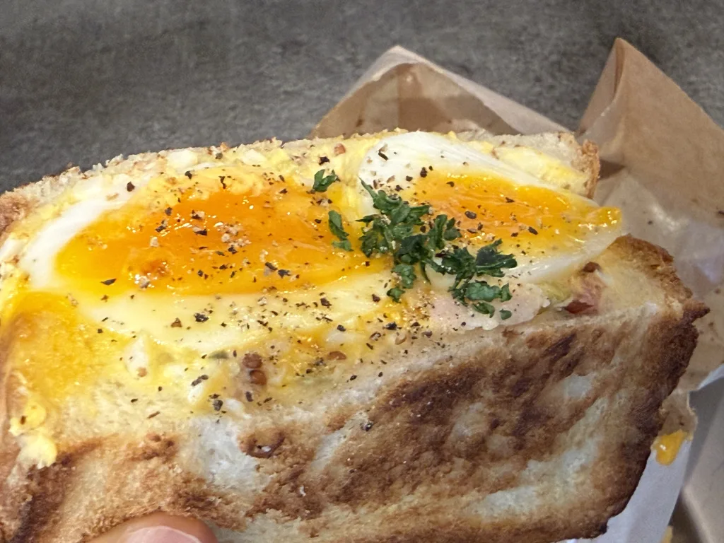 eggのサンドイッチ側面