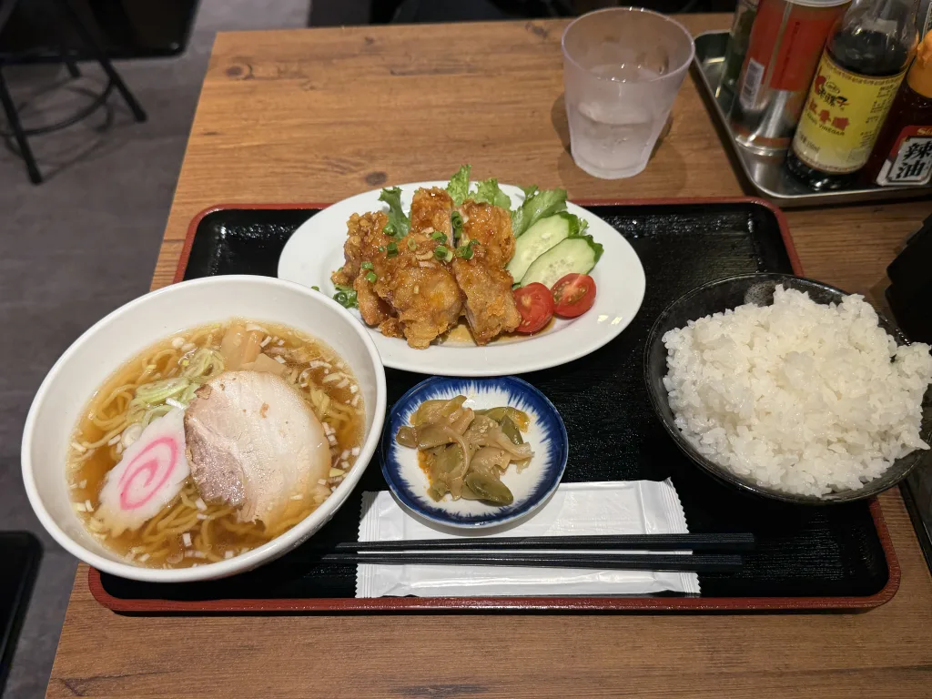 銀だこ点心酒場の油淋鶏ハーフ&ハーフ