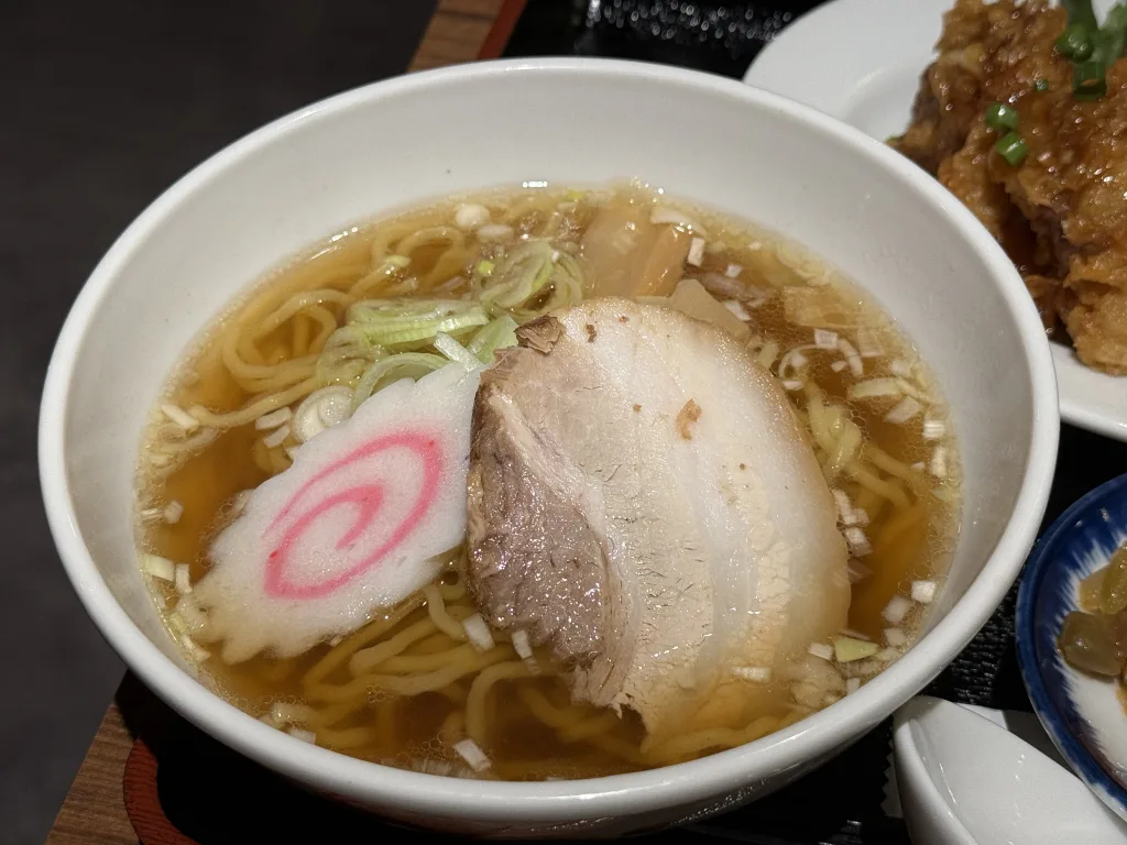 銀だこ点心酒場の中華そば
