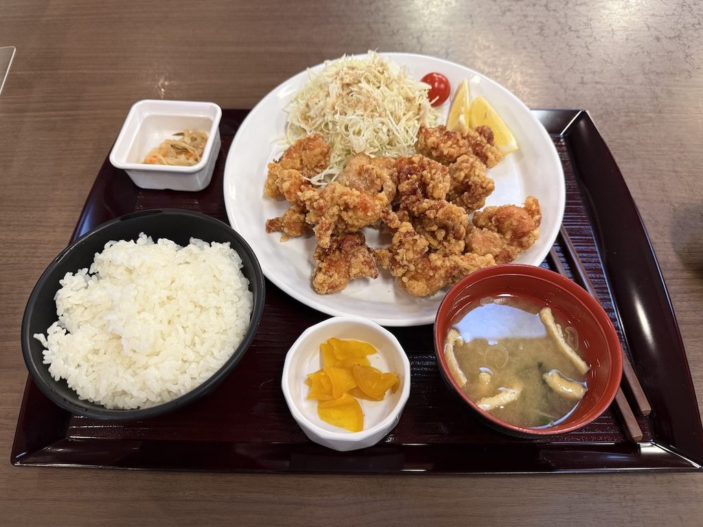 大谷田温泉の明神名物定食
